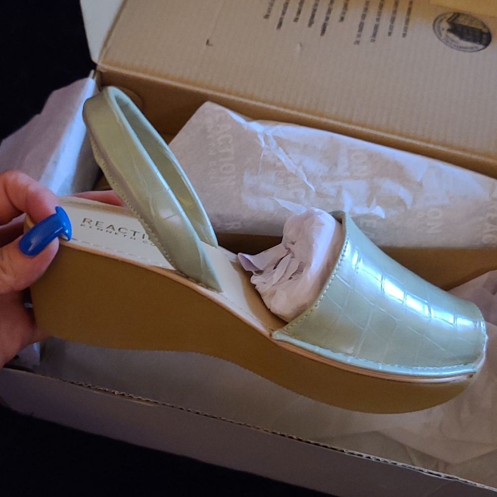 Kenneth Cole Reaction shoe